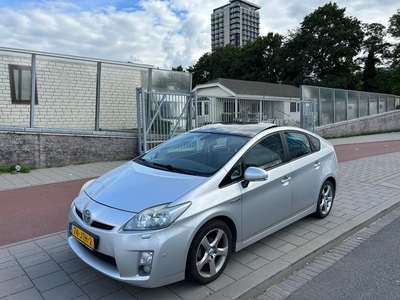 Toyota Prius 1.8 Executive Pano Stoelverwarming