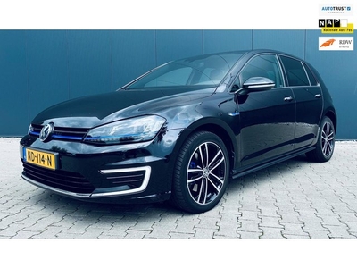 Volkswagen Golf 1.4 TSI GTE Airco Cruise Leder Navi Camera