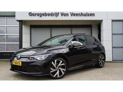 Volkswagen Golf 1.5 eTSI 150pk DSG R-Line Pano.dak