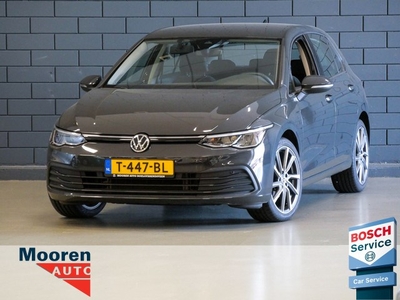 Volkswagen Golf 1.5 TSI 150PK Style CARPLAY