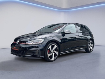 Volkswagen Golf 2.0 GTI Apple CarPlay, Stoelverwarming, 18