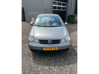 Volkswagen Polo 1.4-16V Athene