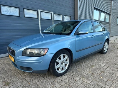 Volvo S40 AUTOMAAT, ZEER NETJES!