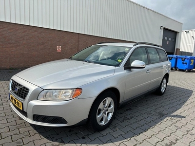 Volvo V70 2.0