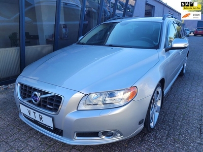 Volvo V70 2.5FT R-Design 230PK LEER / XENON / PDC / ECC