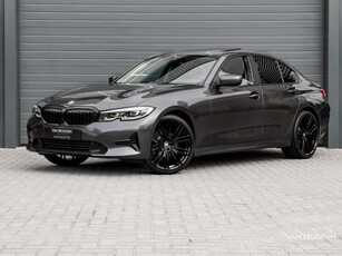 BMW 3-serie 320i Sport Panoramadak Camera Sfeer 20