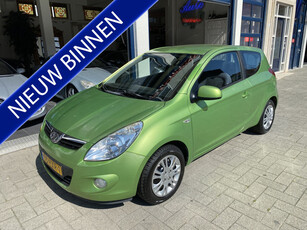 Hyundai i20 1.2i DynamicVersion AIRCO/NAP/PERFECT ONDERHOUDEN