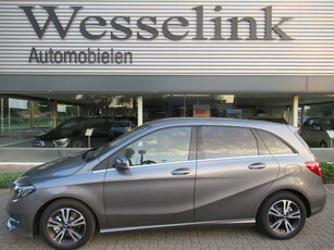 Mercedes-Benz B-Klasse 180 Ambition Automaat