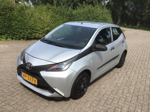 Toyota Aygo 1.0 VVT-I X-NOW