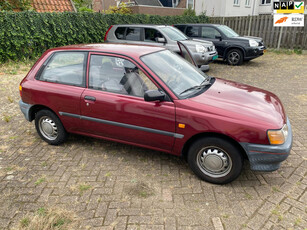 Toyota Starlet 1.3i AUTOMAAT !! super lage km stand interieur nieuwstaat rijdt perfect !! YOUNGTIMER