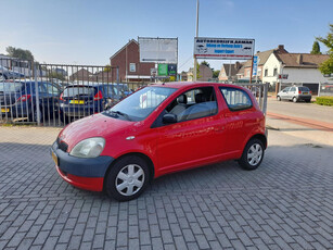 Toyota Yaris 1.0-16V VVT-i Terra