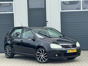 Volkswagen Golf 1.6 FSI Sportline Business / Goal / Luxe