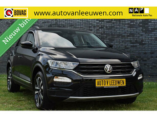 Volkswagen T-Roc 1.5 TSI Sport ACC/NAVI/DODE HOEKDET./TREKHAAK/ETC.!