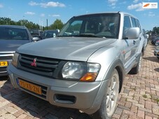 Mitsubishi Pajero 3.2 Di-D GLX Long Body - Airco - Trekhaak - Schade