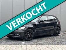 BMW 1-serie 120d High Executive | Automaat | Leder sportstoelen | Schuifdak | Navigatie | Stoelverwarming | Multistuur | Xenon