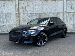 Audi A3 40 tfsi e S-Line/Carplay/19 inch RS/Ambient/Trekhaak