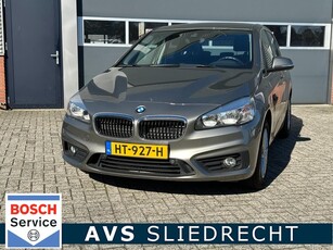 BMW 2-serie Active Tourer 220i Essential / 4 cilinder /