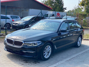 BMW 5 Serie Touring 520dA ** NAVI PROF, LEDER, VOL. DIGI DASHB, AMBIENTE, MEMORY ** 1e EIG - UNFALLFREI ** ** INFORMEER OOK NAAR ONZE AANTREKKELIJKE FINANCIAL-LEASE TARIEVEN **