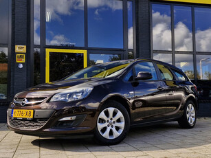 Opel Astra Sports Tourer 1.4 Turbo Sport + | Trekhaak | Navigatiesysteem | Parkeer Sensoren voor en achter