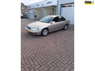 Opel Omega 2.2i-16V Elegance automaat