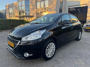 Peugeot 208 1.2 VTi Envy Clima Nap