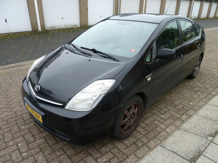 Toyota Prius 1.5 VVT-i Comfort automaat