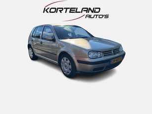 Volkswagen Golf 1.6-16V Trendline goed onderhouden