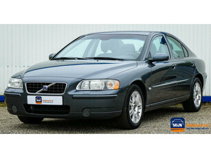 Volvo S60 2.0T Momentum - Volvo Dealer onderhouden