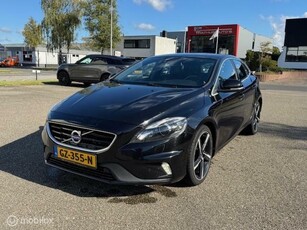 Volvo V40 2.0 D2 R-Design