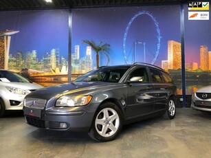 Volvo V50 2.4 V5/CRUISE/PANO.DAK/TREKHAAK/PDC/APK