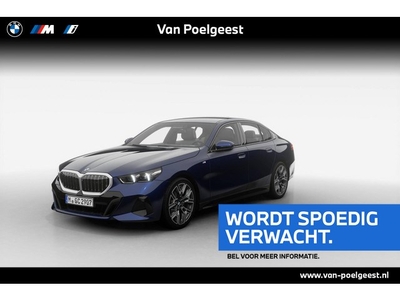 BMW 5 Serie Sedan 520i / M Sport / Stuurwielrand verwarmd /