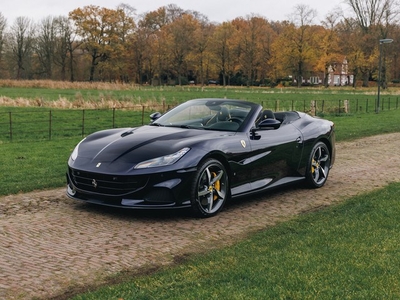 Ferrari Portofino M 3.9 V8, Carbon, Side display, Blue