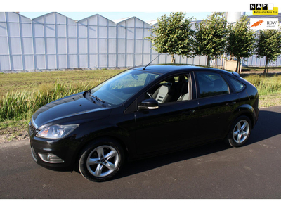 Ford Focus 1.6 Comfort 5 Drs