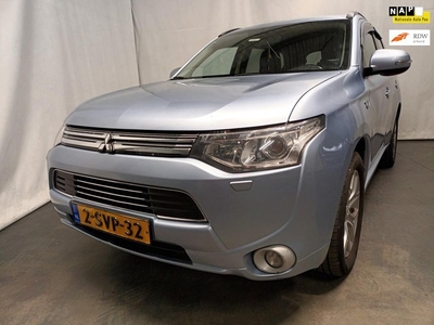 Mitsubishi Outlander 2.0 PHEV Intense + Airco - Navi