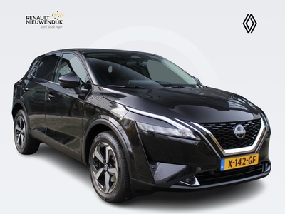 NISSAN QASHQAI 1.3 MHEV N-Connecta 140PK / 10.000KM / DIGI DASHBOARD / NAVI / 360° CAMERA / CARPLAY / LED / 18`` / ADAPT. CRUISE / STOEL EN STUURVERW. / VOORRUIT VERW.