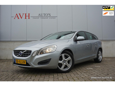 Volvo V60 1.6 T3 Kinetic