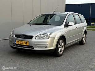 Ford Focus Wagon 1.6-16V Ambiente AIRCO CRUISE