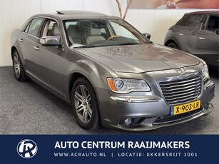 Lancia Thema 3.0 Multijet Platinum UNIEK !!! NAVIGATIE