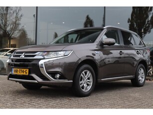 MITSUBISHI OUTLANDER 2.0 PHEV AWD BUSINESS TREKHAAK