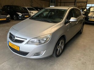 Opel ASTRA 1.4 Turbo Edition Automaateuro5