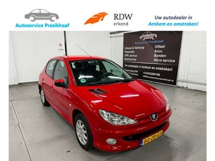 Peugeot 206 1.4 Forever AIRCO / NAP / LM VELGEN