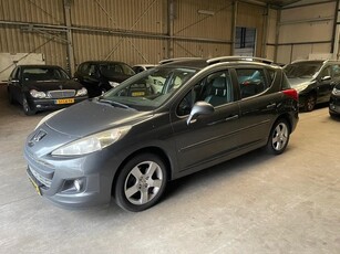 Peugeot 207 1.6 HDI Allure panoramaeuro5