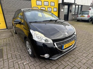 Peugeot 208 1.4 VTi Active 4 deursAircoBoekjes