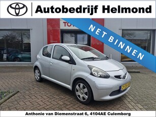 Toyota Aygo 1.0-12V +