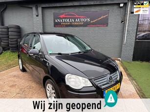 Volkswagen Polo 1.2-12V Trendline/MET NIEUWE APK/AIRCO/