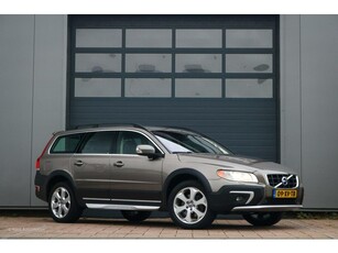 Volvo XC70 3.2 Summum Youngtimer Dynaudio Leder