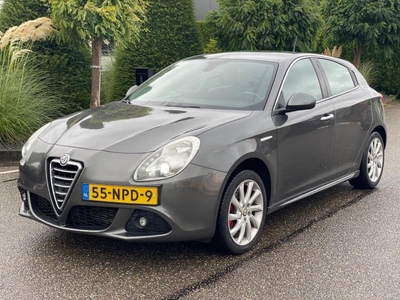 Alfa Romeo GIULIETTA 2.0 JTDm Distinctive 2010 Navi/Clima/Lmv