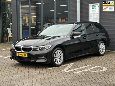 BMW 3-serie Touring 318d Executive Edition/1STE