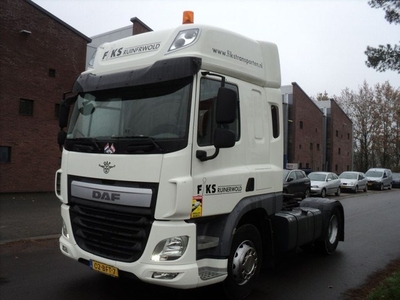 DAF CF 440 pk euro 6 met klein dak schade (bj 2015)