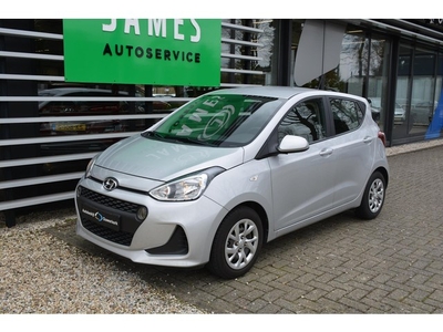 Hyundai i10 1.0i Comfort airco/ multi-media/ TREND edition